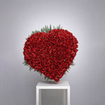 Load image into Gallery viewer, Eternal Heart of Roses